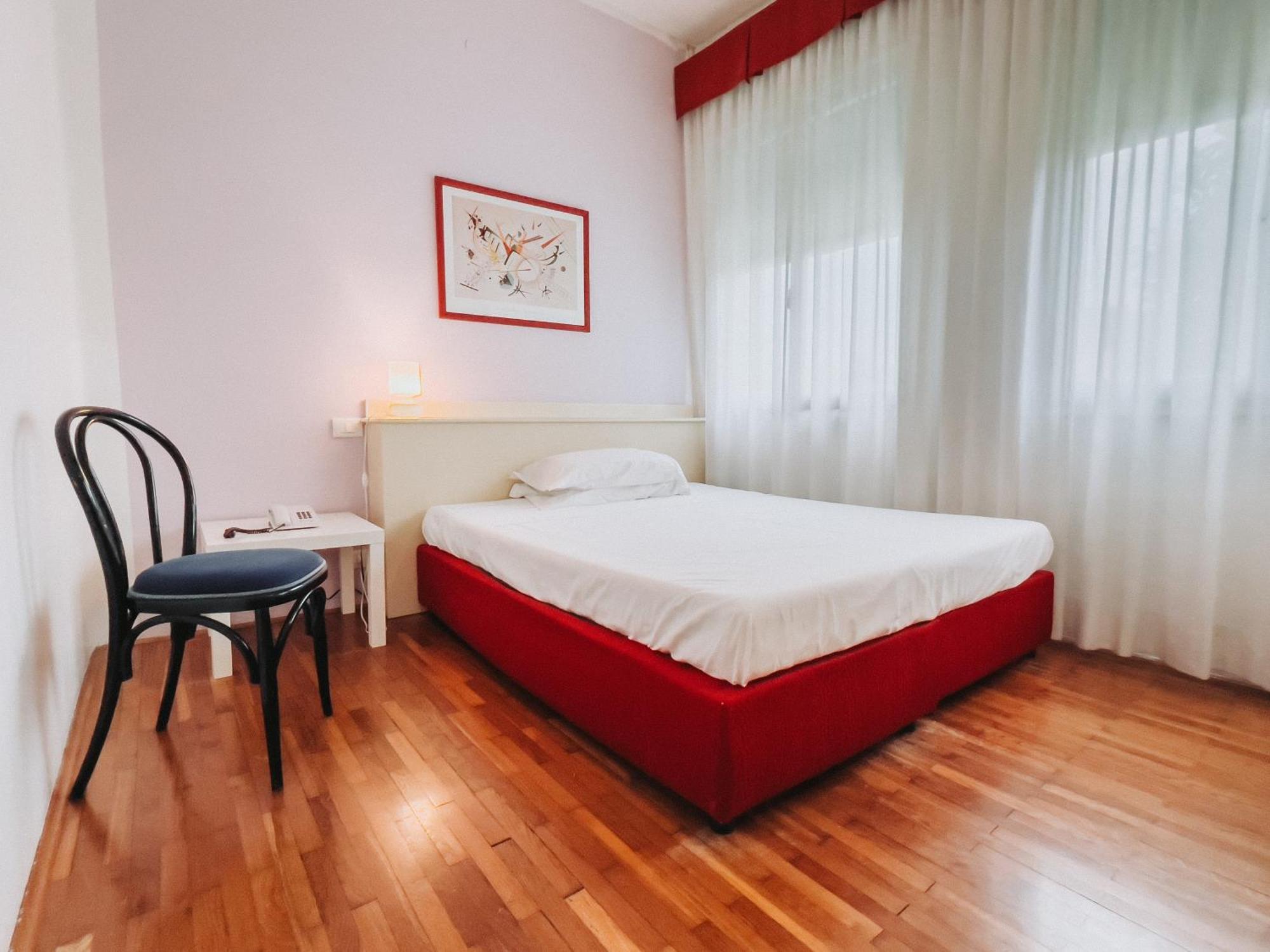 Hotel All'Oasi Паезе Экстерьер фото